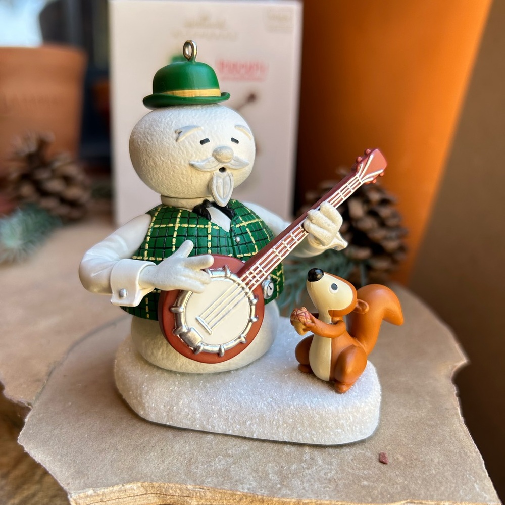 Hallmark Sam the Snowman the Rudolph Collection Keepsake Ornament New in Box - Picture 9 of 11